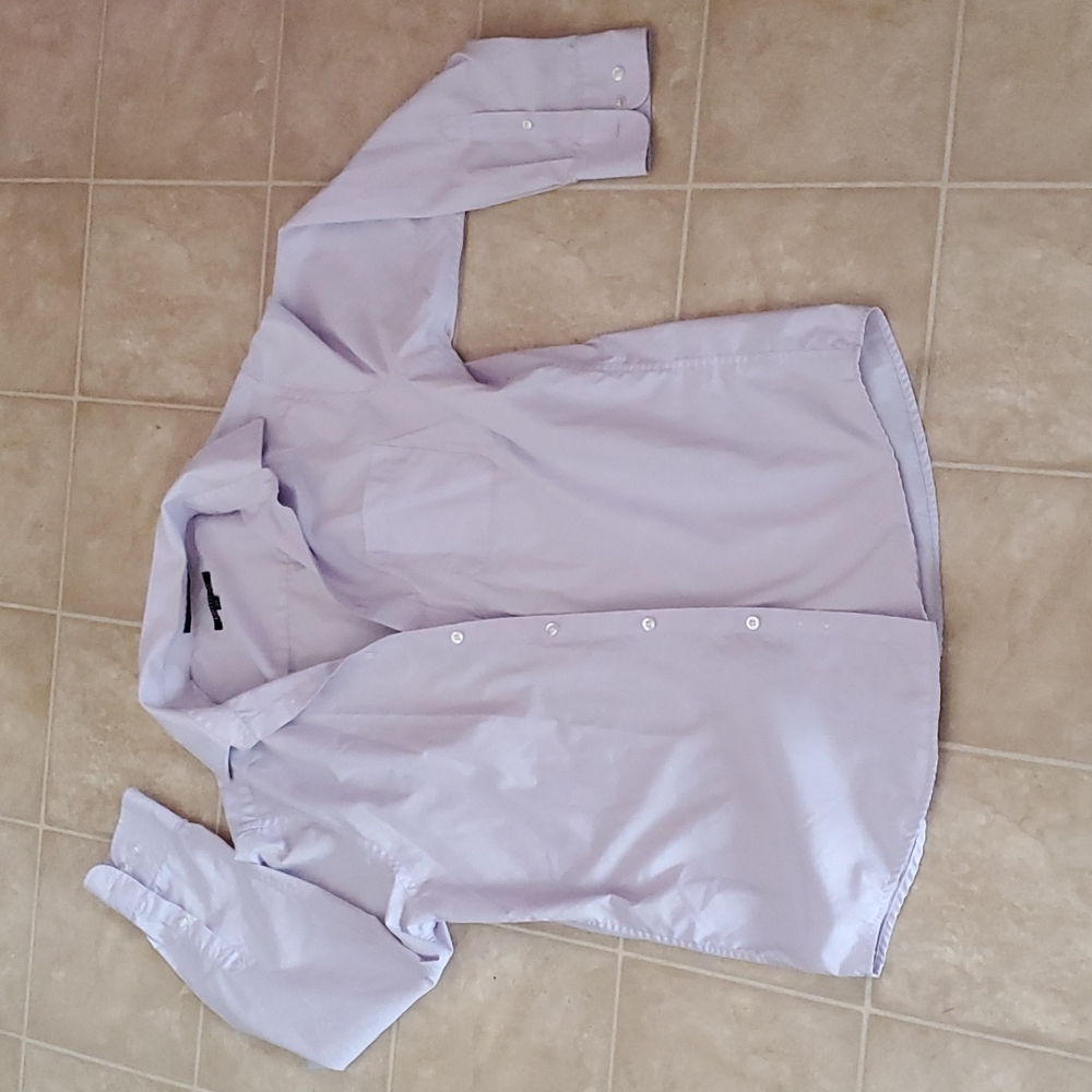Classic Fit dress shirt